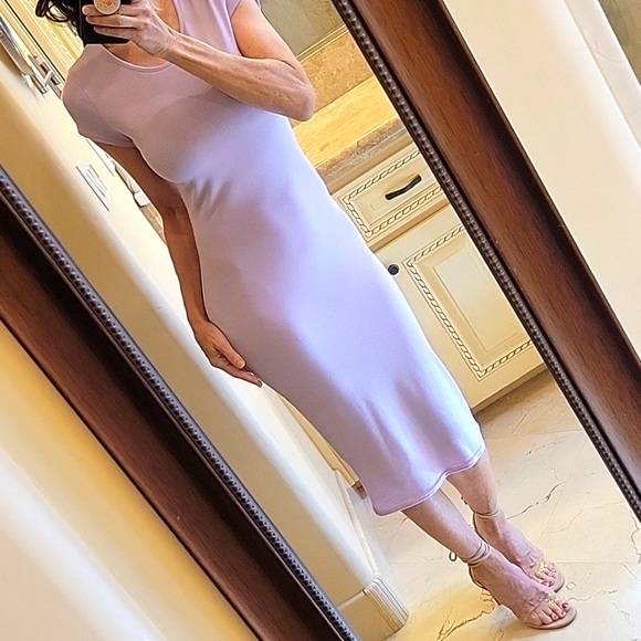 Boohoo Super Soft T-Shirt Midi Dress in Lilac, Sz 6 - Picture 4 of 16